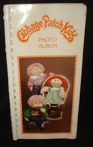 Vintage 1984 Cabbage Patch Kinder Puppen Fotoalbum hält 36 Bilder 3,5” x 5” - Bild 1 von 4