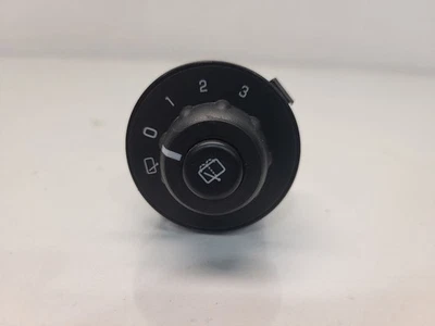 GMC Envoy 2002 interruptor de tablero - limpiaparabrisas trasero - varias velocidades Foto 1 de 4