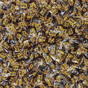 Barriles de cerveza de raíz de papá envueltos individualmente caramelo duro antiguo (5 libras) - Imagen 1 de 9