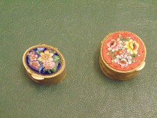 porta pillole in metallo decorate con smalto e ceramica