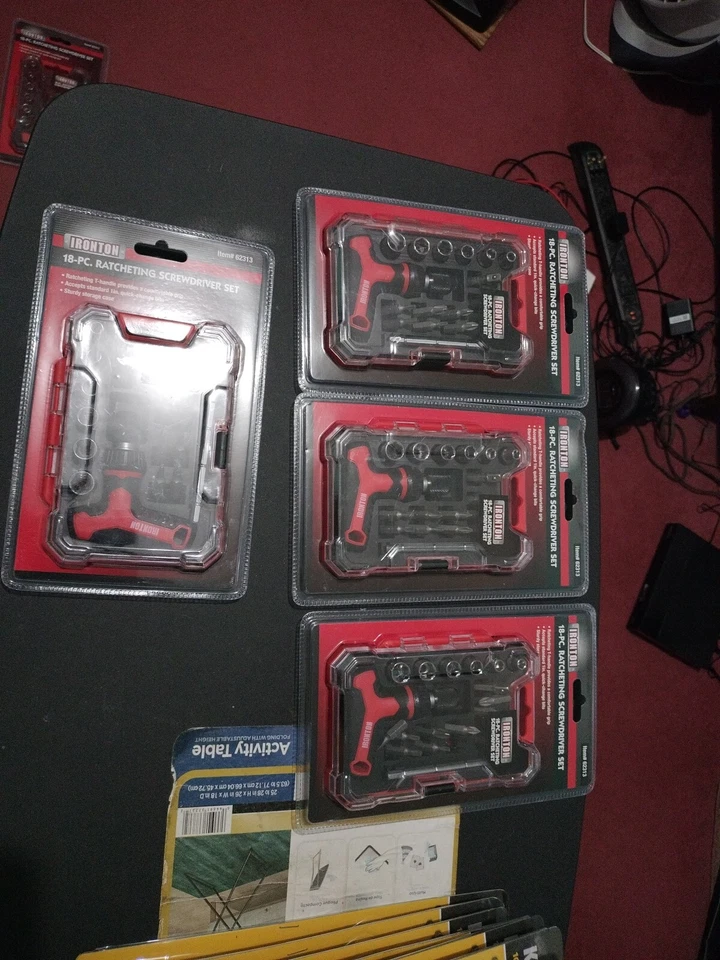 18-pc Ratcheting Screwdriver Set - Image 1 of 2