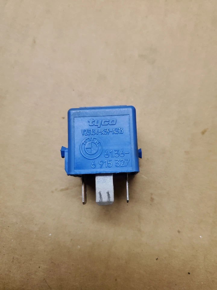 BMW 5 E60 E61 2005 Other Relay 6915327 V23134K59X313