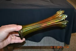 Northwood carnival glass Thin Rib vase----- green - Picture 1 of 8