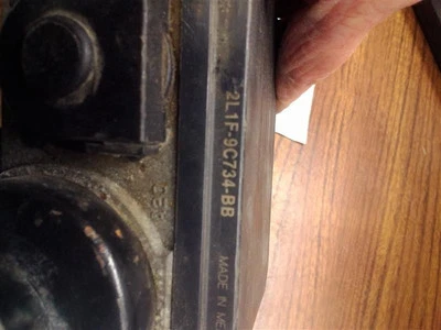 Сервопривод круиз-контроля шасси ECM в сборе подходит для 03–05 AVIATOR 162607 - Изображение 1 из 4