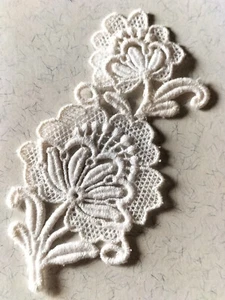 Antique Lace Application Flower Sewing Creation 10.5cm by 6.5cm T1 - Picture 1 of 2