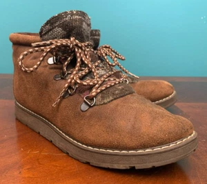 Bobs for Skechers Women's Walking Boots - Size 7, Brown Faux Suede - Picture 1 of 9