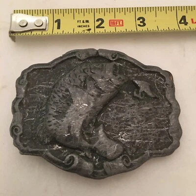 Hebilla de cinturón de pesca clásico vintage edición limitada fundido vintage lubina con señuelo Foto 1 de 3