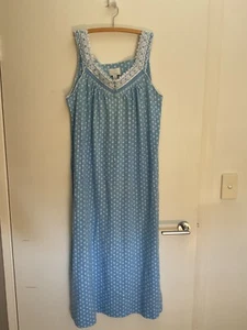 Pure cotton ladies sleeveless night gown size M in blue - Picture 1 of 4