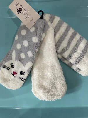 Secret Treasures Women's Cozy Fuzzy Low Cut Socks 3 Pair Shoe 4-10 Gray Rabbit - Image 1 of 4
