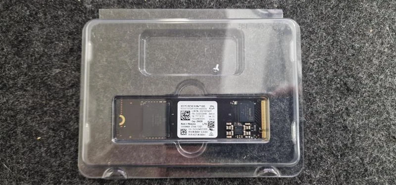 Western Digital PC SN740 256GB OPAL NVME M.2 - Image 1 of 1