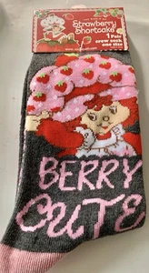 New Strawberry Shortcake, One Pair Of Crew Socks NWT Cute Style - Picture 1 of 3