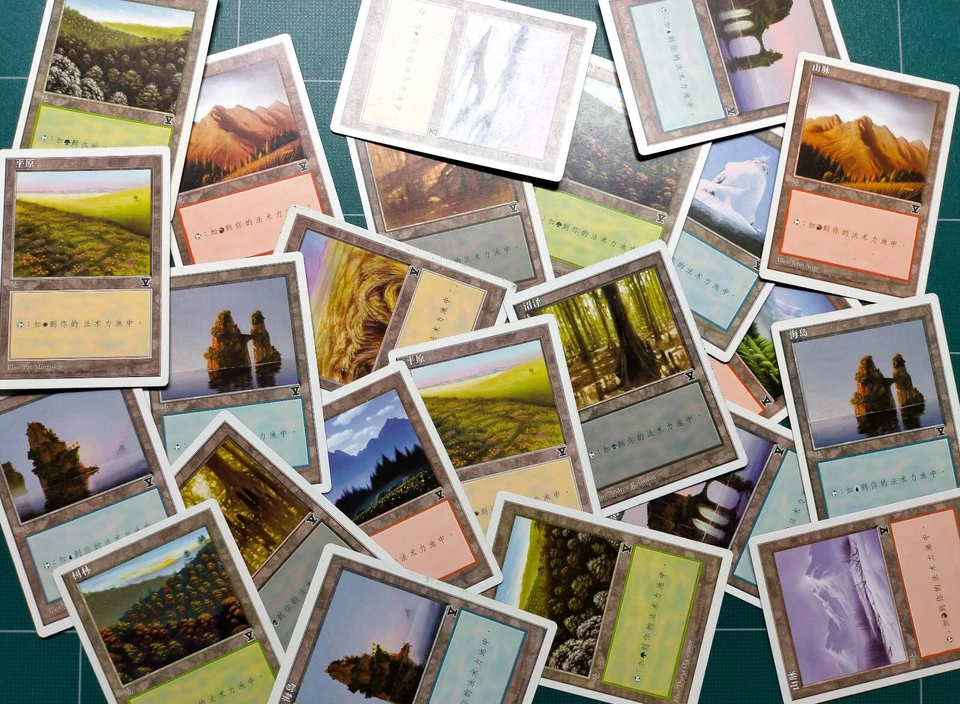 MTG Land 5th V Symbol Simplified Chinese Mountain Forest Island Plains Swamp - Image 1 of 1