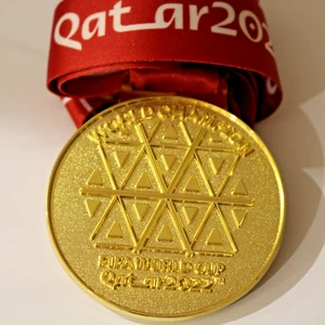 2022 World Cup Winners Medal - Argentina - Picture 1 of 2