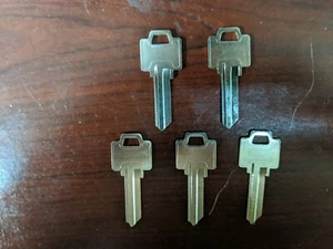 5 WR5 Rohlinge ungeschnittene Schlüssel - Bild 1 von 2