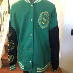Wicked Emerald City Oversized Varsity Jacke Unisex Grün Gold Bestickt Neu mit Etikett M - Bild 1 von 11