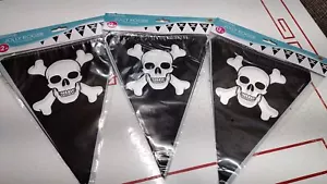 Banderín Jolly Roger 12' Banner Halloween Pirata Decoraciones en/exterior x3 - Imagen 1 de 5