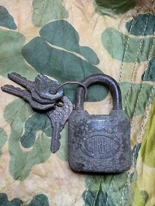WW2 CANADA Lock With Keys Relic OPERATION VERITABLE 1944 Artifact Canadian - Imagen 1 de 4