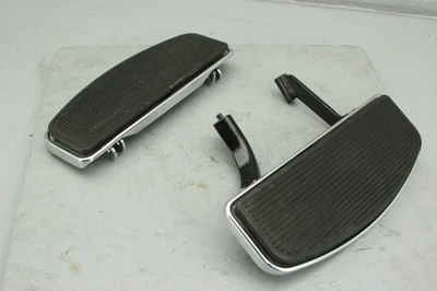 2019 Harley Electra Glide Front Driver Foot Board + Right Mount Bracket Kit #409 - Image 1 of 4