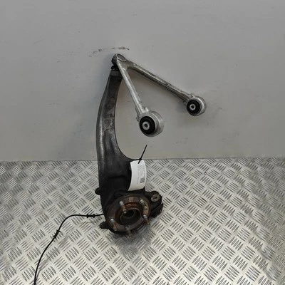 Buje delantero izquierdo JAGUAR XJ X351 2014 AW933K186CA Foto 1 de 4