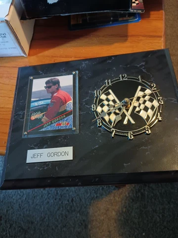 VTG NASCAR 1995 JEFF GORDON WALL CLOCK PLAQUE Cover
