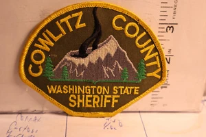 police patch  COWLITZ COUNTY SHERIFF WASHINGTON - Picture 1 of 1