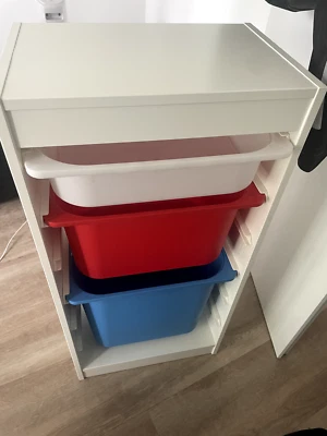 Estantería infantil Ikea Foto 1 de 4