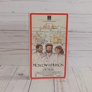 Moscow on the Hudson VHS Tape 1984 Comedy Drama Robin Williams - SHIPS FREE - Picture 1 of 13