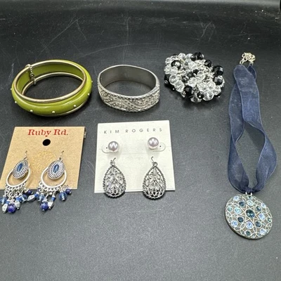 Lote de Joyería de Moda Rubí Rd/Kim Rodgers Pendientes, Collar, Pulseras Foto 1 de 4