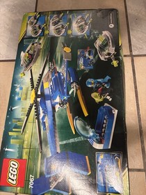 LEGO Jet-Copter Encounter Alien Conquest 7067 Complete Set 375 Pieces Ages 7-14