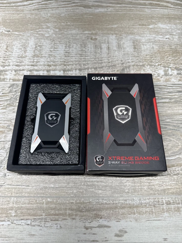 Xtreme Gaming SLI HB Bridge 2 Slot Spacing GC-X2WAYSLIL - Image 1 of 4