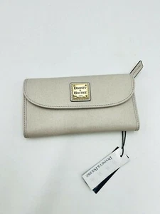 Dooney & Bourke Continental SAFFIANO Leather Clutch Wallet ERCU NEW - Picture 1 of 4