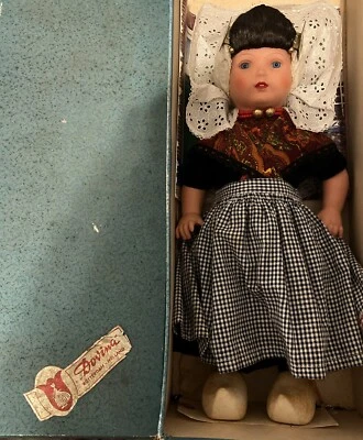 Boneca Dovina antiga Roterdã Holanda - Imagem 1 de 4