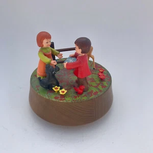 f196 Vintage Original Anri Italy "As time goes by" Unique Gift Musical Box - Picture 1 of 5