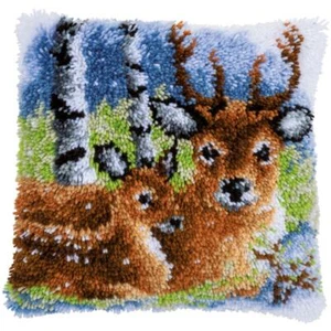 Vervaco Latch Hook Kit - Deer in the Snow 16"X16" - Picture 1 of 1