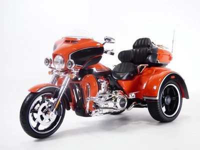 HARLEY DAVIDSON CVO TRI-GLIDE orange 1/12 Trike 2021 - Immagine 1 di 4