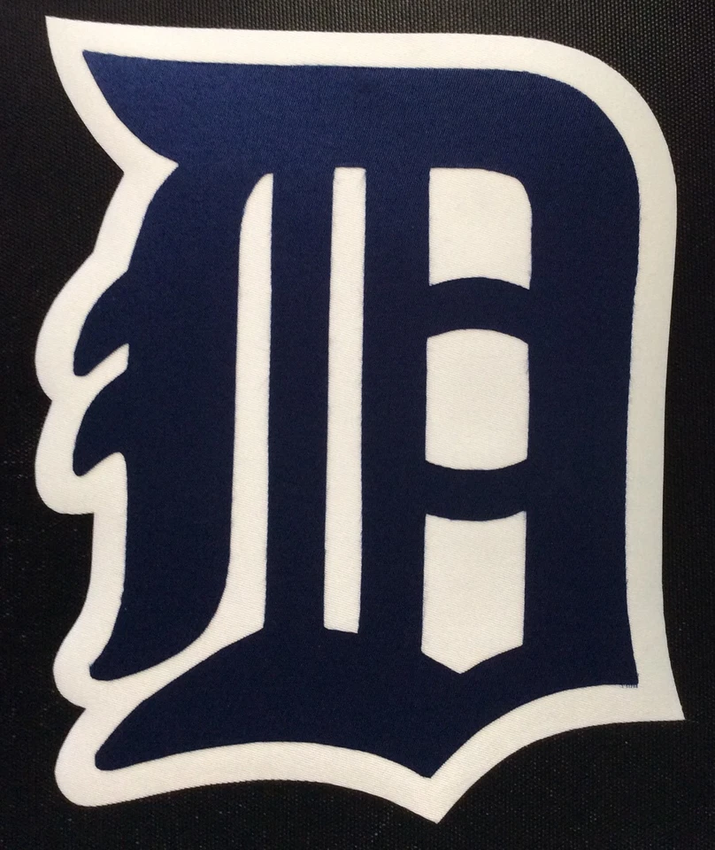 HUGE DETROIT TIGERS IRON-ON PATCH - 6.5" x 7.5" - Image 1 of 1
