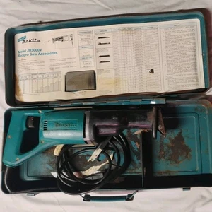 💥  Makita JR3000V 6 Amp Variable Corded Speed Reciprocating Saw  Metal Case , - Picture 1 of 3