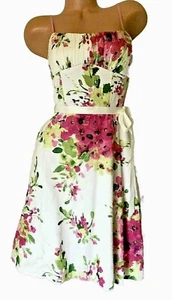 Vintage RUBY ROX Sommerkleid Rockabilly weiß rosa Blumen Ösen Spitze Swiss Dot 5  - Bild 1 von 11