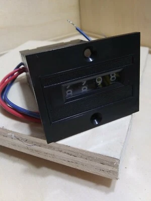 Durant 4-Y-41484-406-ME-ER Miniature Electric Counter - Image 1 of 4
