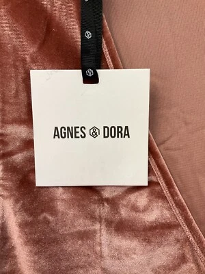 Vestido tipo jersey de Agnes And Dora para mujer talla S de terciopelo dorado rosa sin mangas ilimitadas Foto 1 de 4