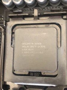 Intel Core 2 Extreme QX9650 3 GHz Quad-Core 12 M 1333 Processor SLAN3 Socket 775 - Picture 1 of 1