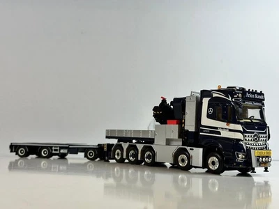 WSI truck models, MB Arocs MP4 10X4+Palfinger-Jib+Flatbed Trailer, ARJEN KANDT - Image 1 of 4