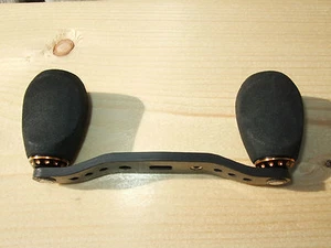 ABU AMBASSADEUR CARBON HANDLE REVO STYLE 90MM SHANK WITH TWIN EVA KNOBS - Picture 1 of 5