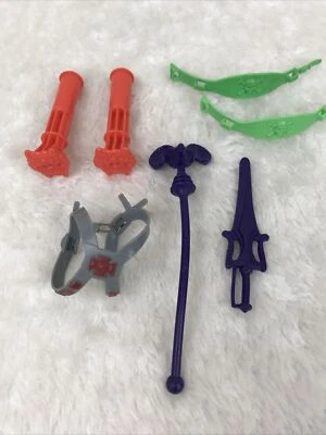 Accesorios He-Man Masters of the Universe de colección + armas  Foto 1 de 4