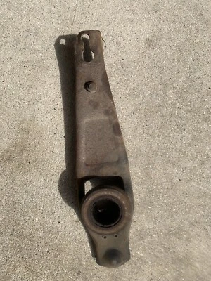 Clutch Fork 1994-2004 Ford Mustang 4.6L 3.8L 5.0L GT - Image 1 of 4