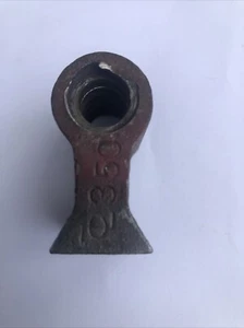 Vintage 3 & 1/2 Inch Desmond Simplex No. 350 Bench Vise Part =VISE NUT= - Picture 1 of 6