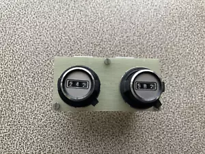 2 Stück Potentiometer Drehwiderstände mit Skala 1KOhm - Bild 1 von 7