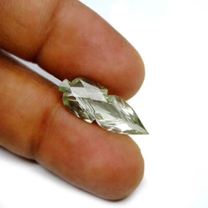 Hoja de piedras preciosas de amatista natural .80 CTS FORMA ELEGANTE PIEDRA PRECIOSA DE AMATISTA VERDE - Imagen 1 de 3
