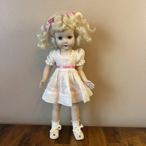 Vintage Effanbee Honey Walker Doll Blonde Green Eyes White Dress 15" - Picture 1 of 8