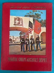Anuario 1967 Marine Corps Recruit Depot San Diego Pelotón 2039 USMC - Imagen 1 de 2